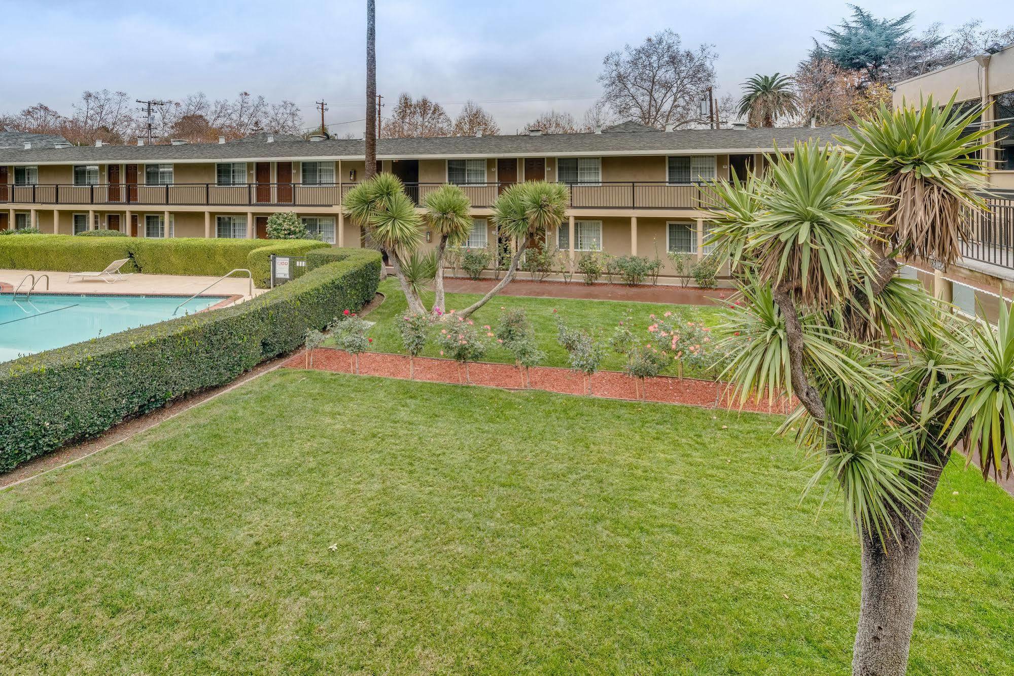 Rose Garden Inn - San Jose Airport Экстерьер фото